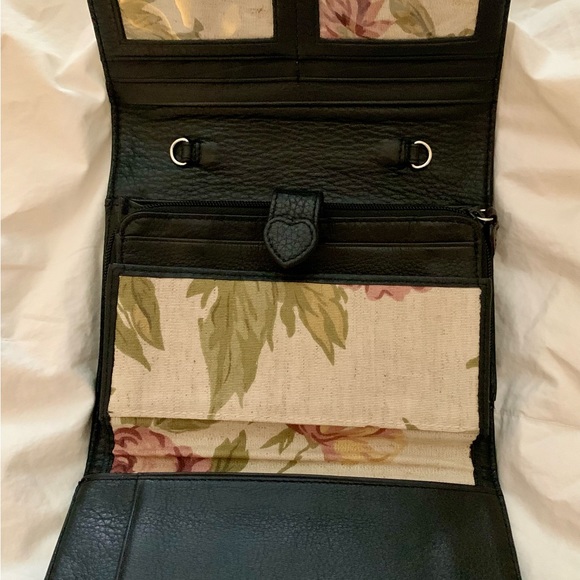 Leather, Brighton. Spacious organizer wallet. - Picture 3 of 8